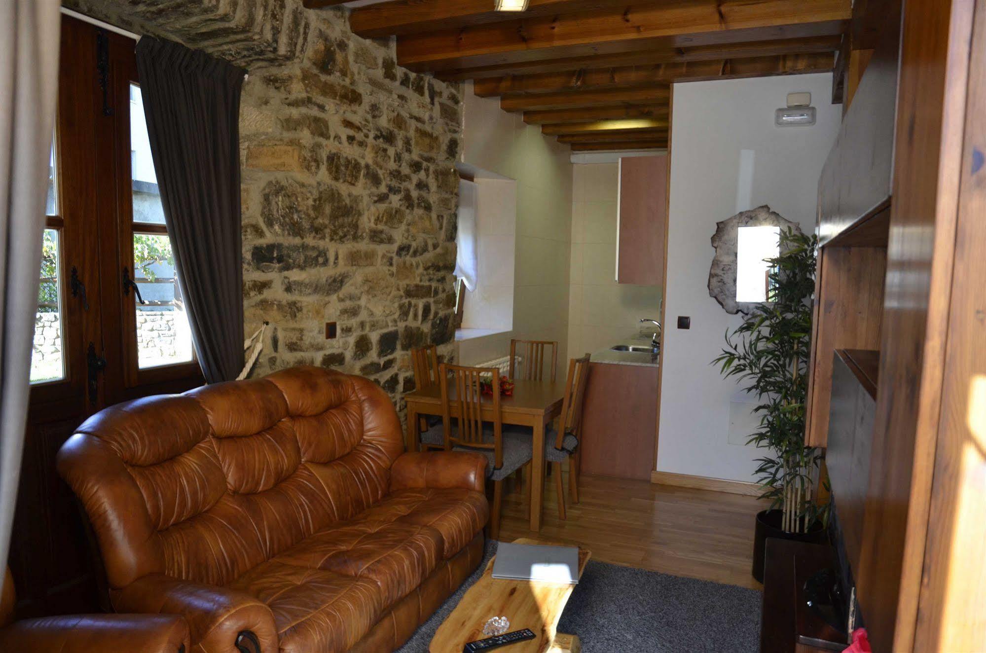 Apartamentos Spa Cantabria Infinita Cillorigo de Liebana Екстер'єр фото