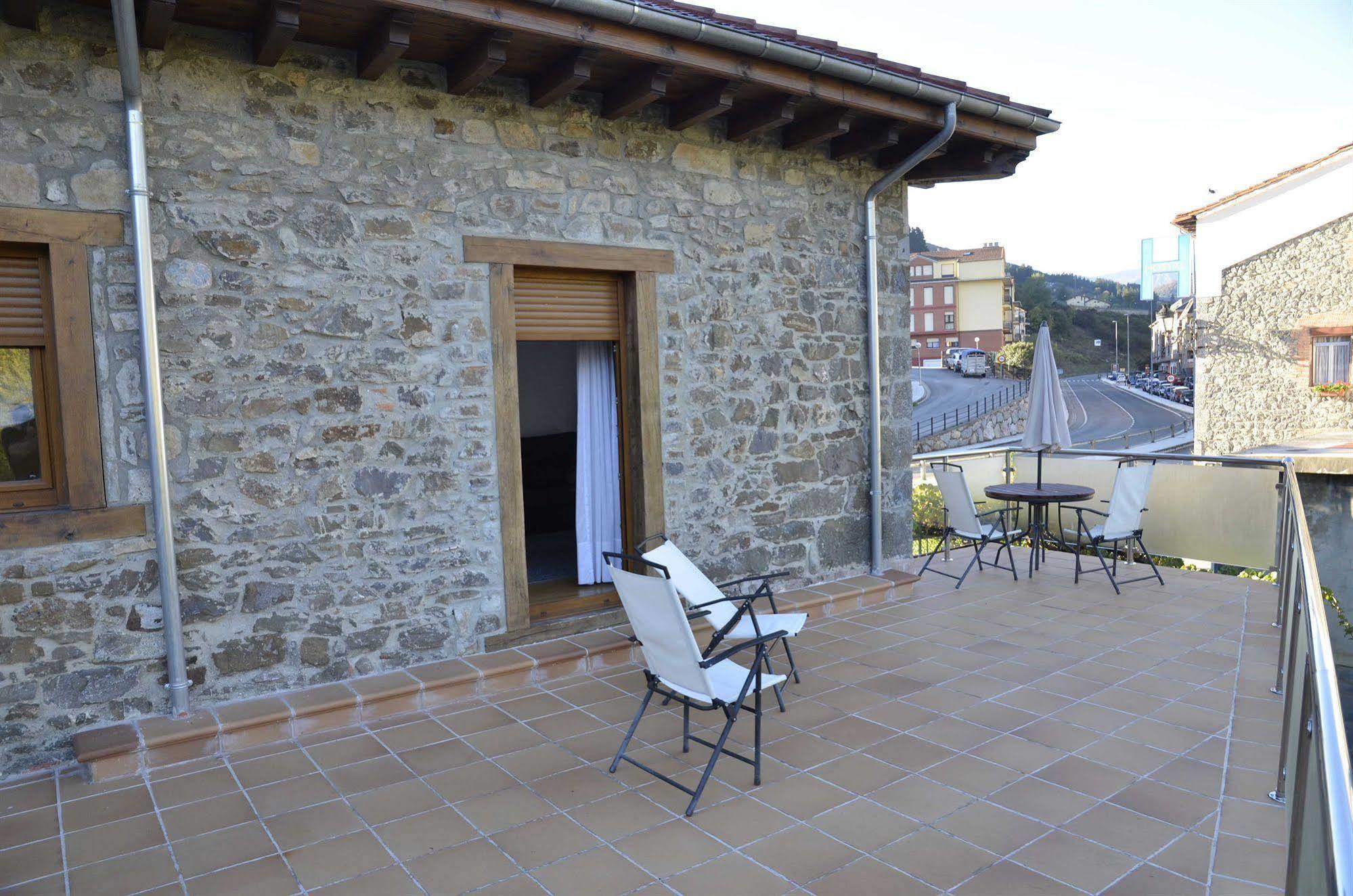 Apartamentos Spa Cantabria Infinita Cillorigo de Liebana Екстер'єр фото